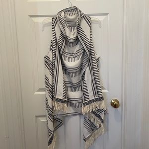 Sleeveless kimono